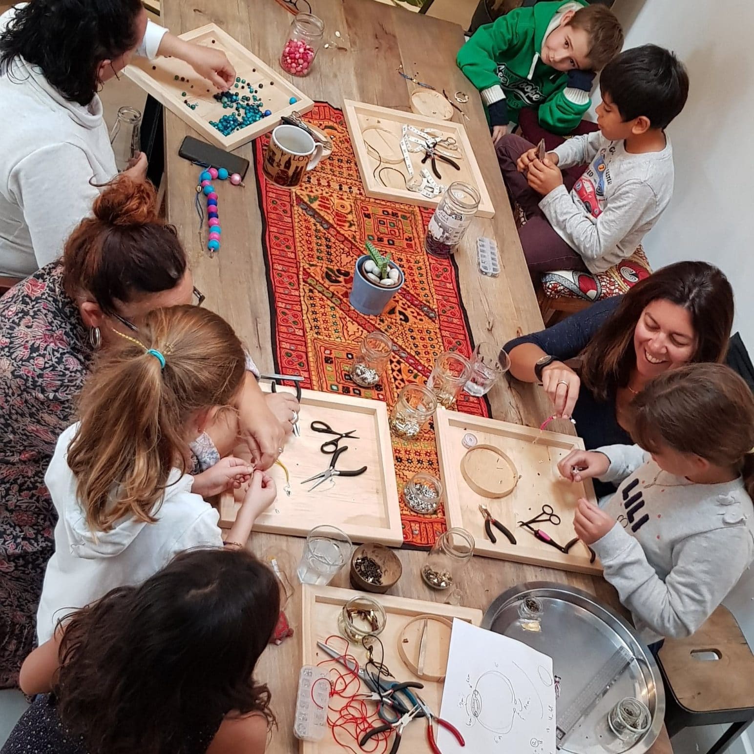 Création bijoux à domicile - Atelier Enfant Paris