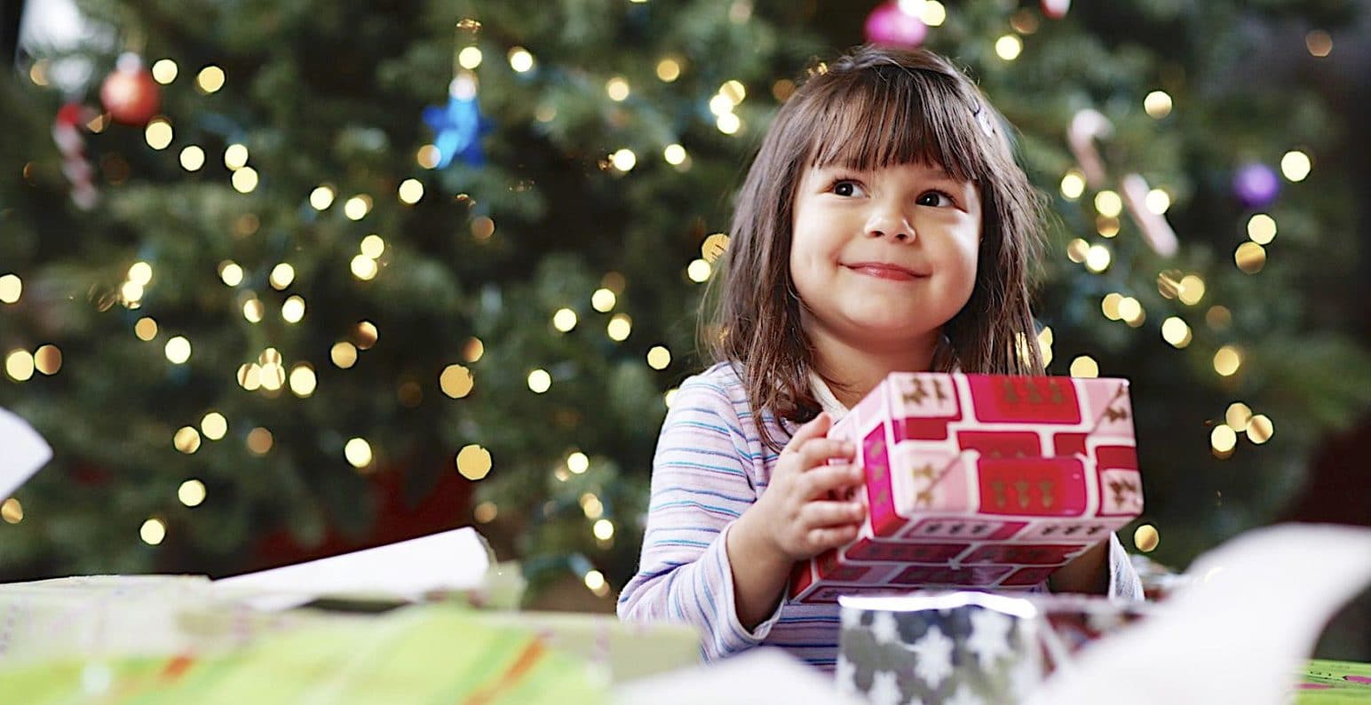 5 idées de cadeaux culturels et originaux pour un enfant